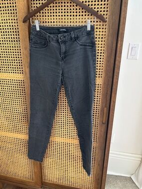 Washed Black Women's Skinny Jeans